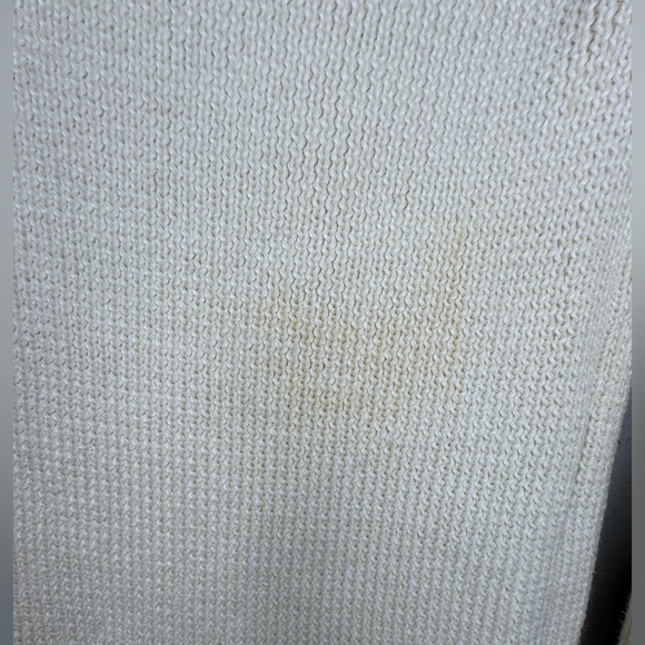 Zara Cream and Red Crew Neck Sweater with Ribbed Texture - Picture 6 of 17